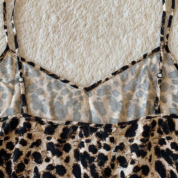 Esmara by Heidi Klimt cheetah print black top - Picture 7 of 16